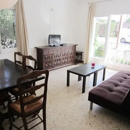 Apartartamento Comodo 1565 *